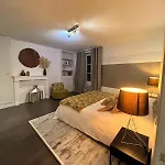 Au Pied Du Vieux-mans Apartment Le Mans