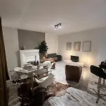 Au Pied Du Vieux-mans Apartment Le Mans