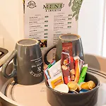 Au Pied Du Vieux-mans Apartment Le Mans