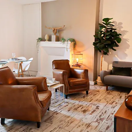 Apartment Au Pied Du Vieux-mans