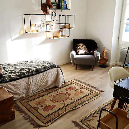 Appartement Au Pied Du Vieux-mans *