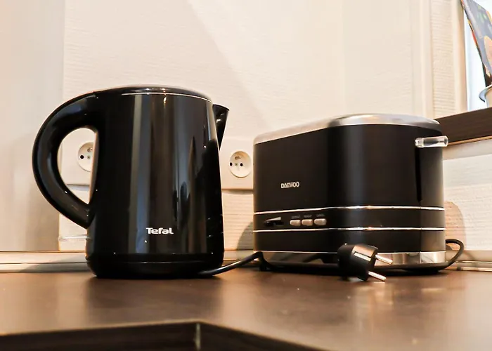 Au Pied Du Vieux-mans * Le Mans