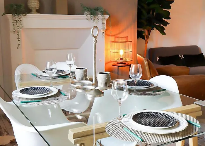 Au Pied Du Vieux-mans * Le Mans